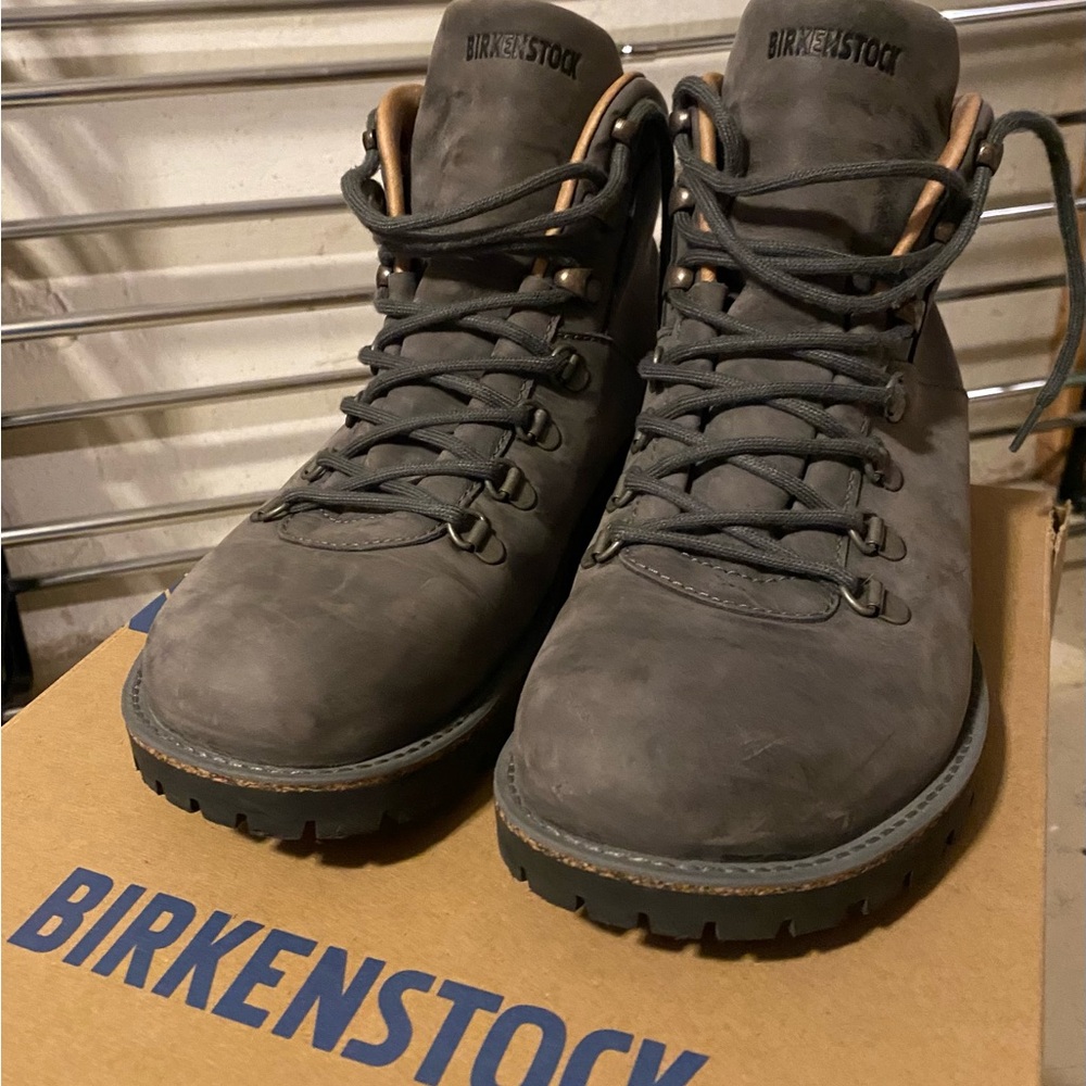 Birkenstock Boots size 42 - Picture 1 of 8